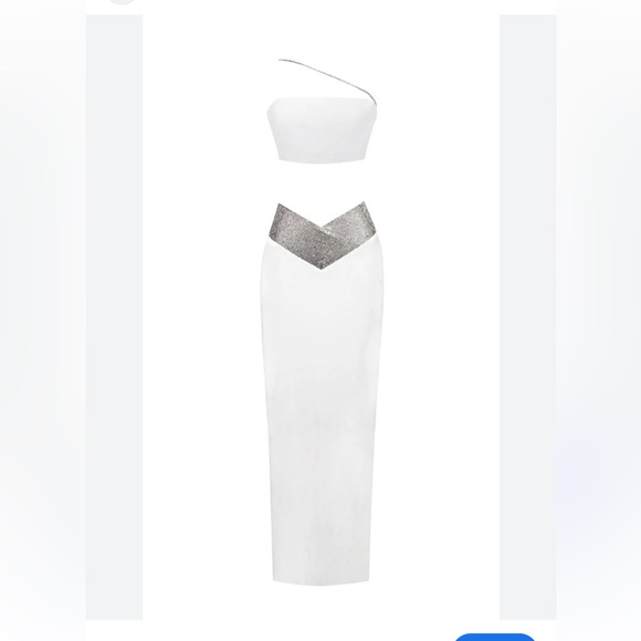 Chic White and Silver Maxi Dress - Picture 3 of 13